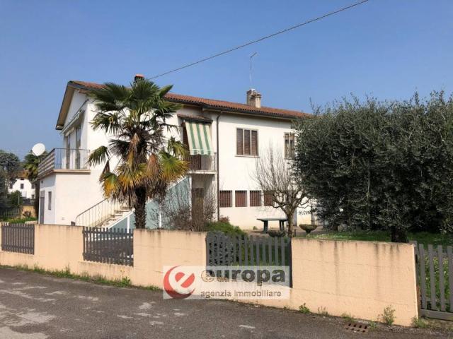 Villa Indipendente in vendita a Ospedaletto, Vicenza