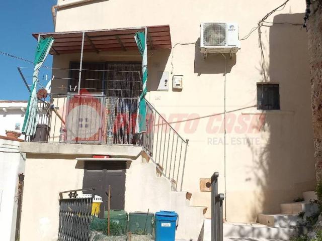 Villa Indipendente in vendita a Civita, Puglia