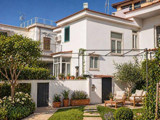 Villa Indipendente in vendita a Moiano, Vico Equense