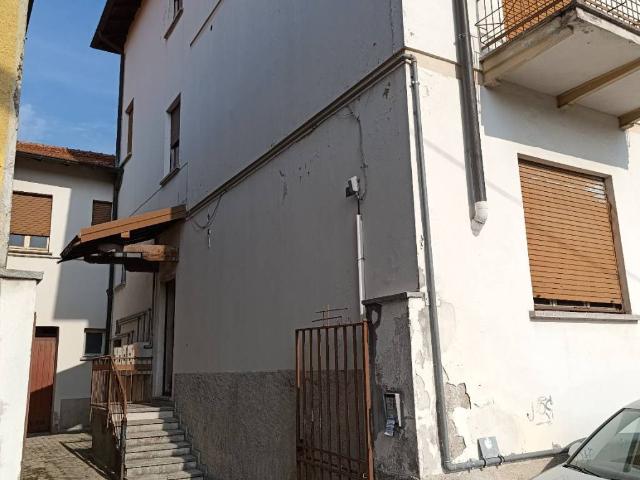 Villa Indipendente in vendita a Viggiù, Varese