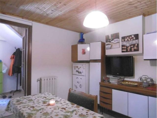 Villa Indipendente in vendita a Comunità Montana del Piambello, Viggiù