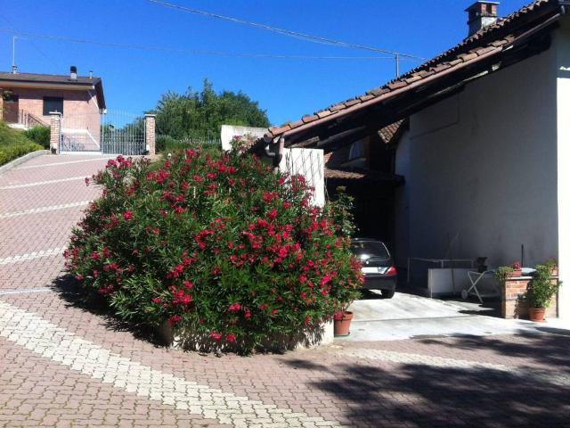Villa Indipendente in vendita a Piemonte, Asti