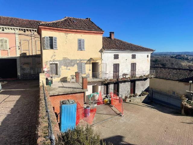 Villa Indipendente in vendita a Piemonte, Asti