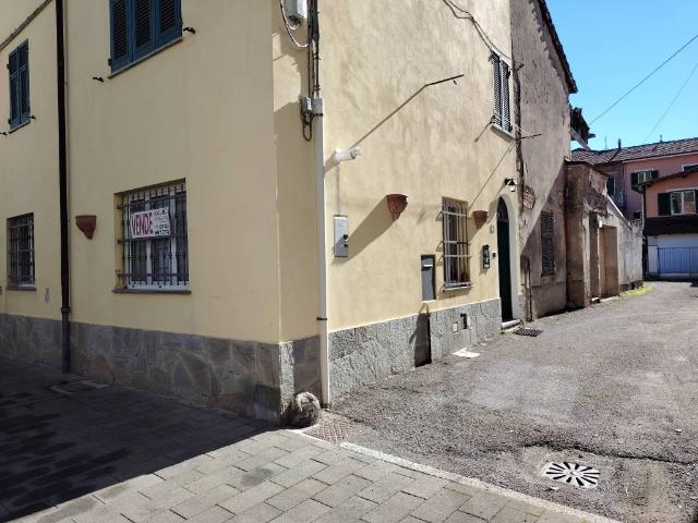 Villa Indipendente in vendita a Piemonte, Alessandria