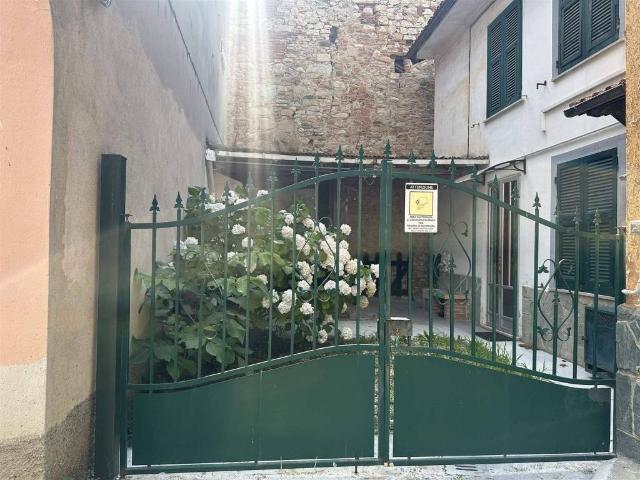 Villa Indipendente in vendita a Piemonte, Alessandria