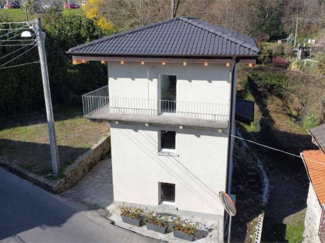 Villa Indipendente in vendita a Piemonte, Verbano-cusio-ossola