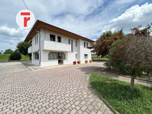 Villa Indipendente in vendita a Tavo, Vigodarzere