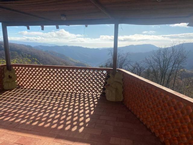 Villa Indipendente in vendita a Villa Basilica, Toscana