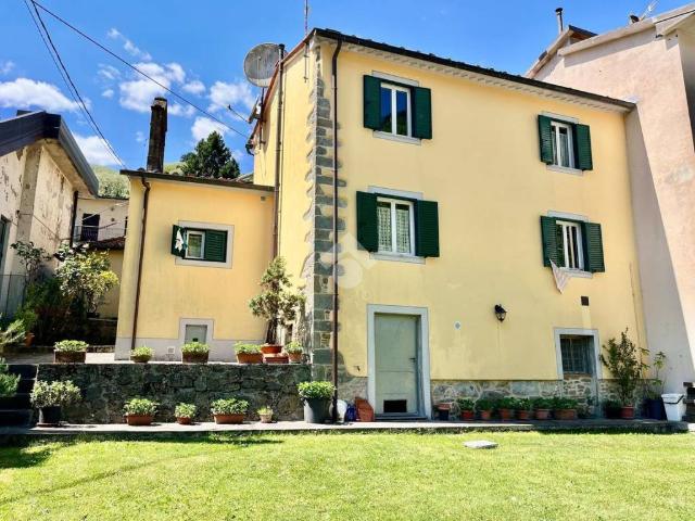 Villa Indipendente in vendita a Botticino, Villa Basilica