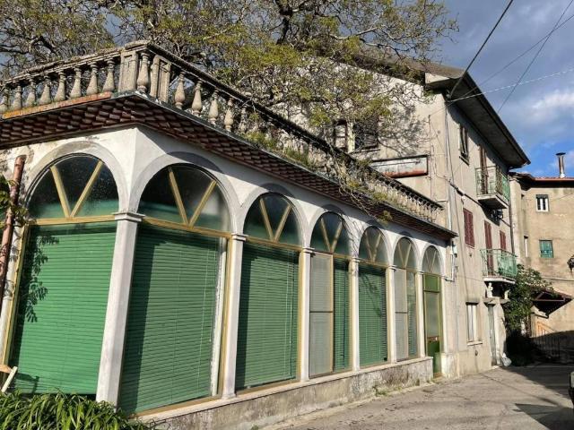 Villa Indipendente in vendita a Villa Basilica, Toscana