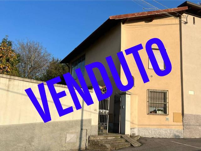 Villa Indipendente in vendita a Villa D'adda, Lombardia