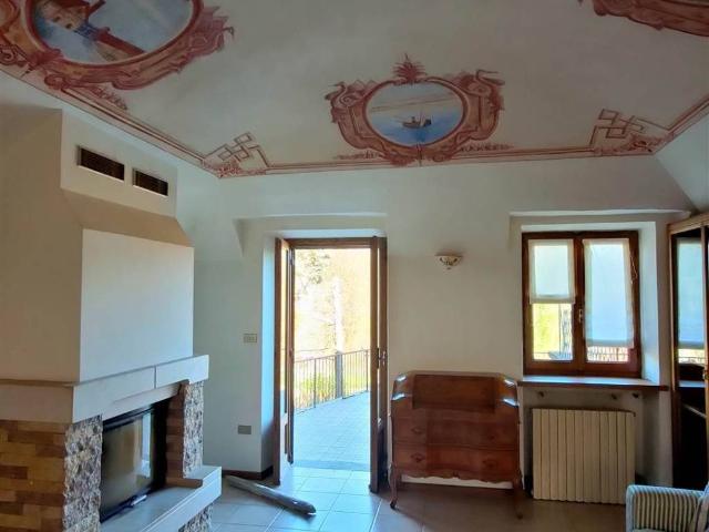 Villa Indipendente in vendita a Piemonte, Biella