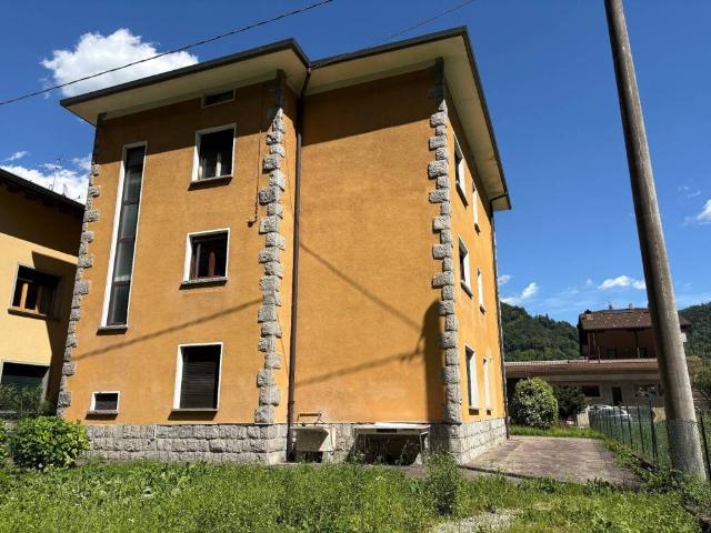 Villa Indipendente in vendita a Villa D'ogna, Lombardia