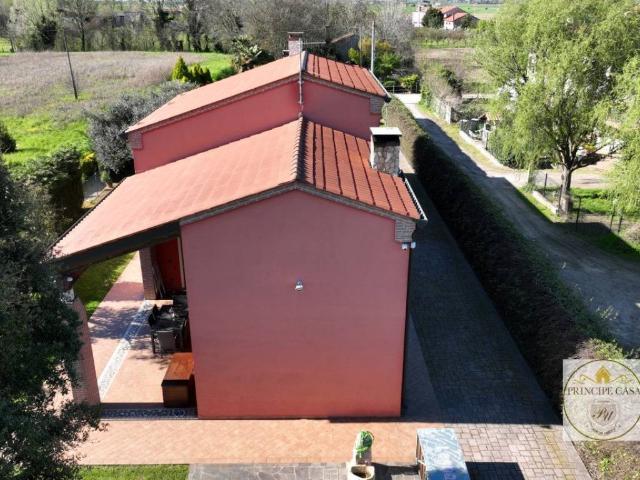 Villa Indipendente in vendita a Villa Estense, Veneto