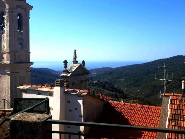 Villa Indipendente in vendita a Villa Faraldi, Liguria