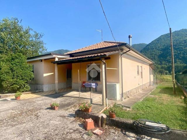Villa Indipendente in vendita a Villa Latina, Lazio