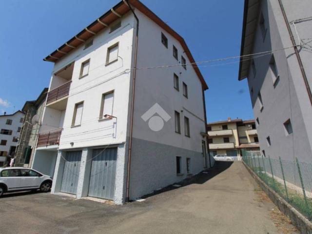 Villa Indipendente in vendita a Appennino Reggiano, Re