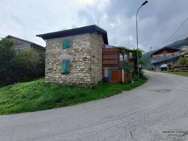 Villa Indipendente in vendita a Appennino Reggiano, Re