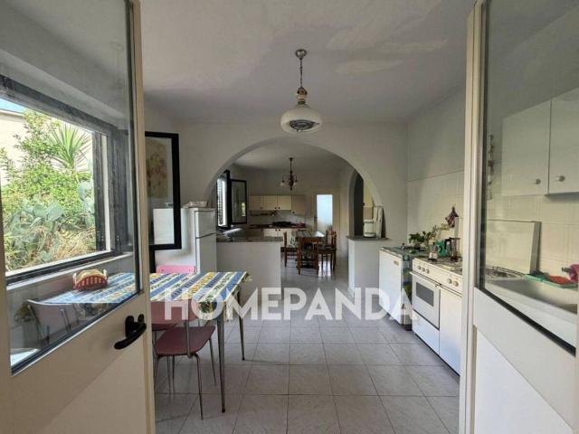 Villa Indipendente in vendita a Calabria, Reggio Calabria