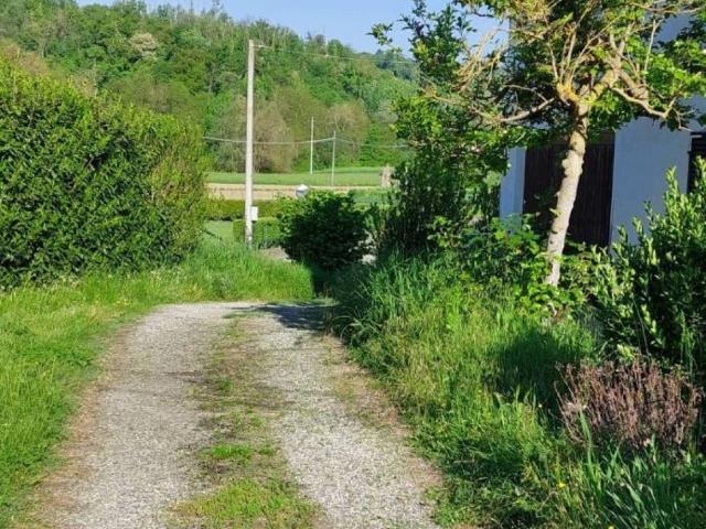Villa Indipendente in vendita a Piemonte, Asti