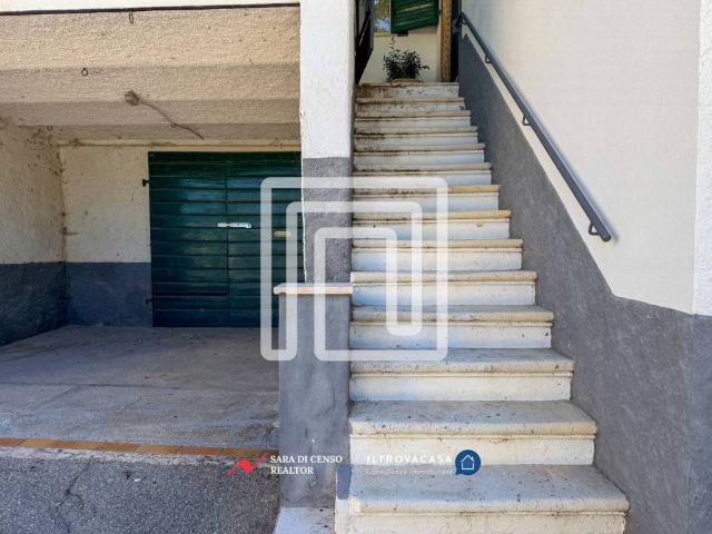 Villa Indipendente in vendita a Villa Santa Lucia Degli Abruzzi, Abruzzo