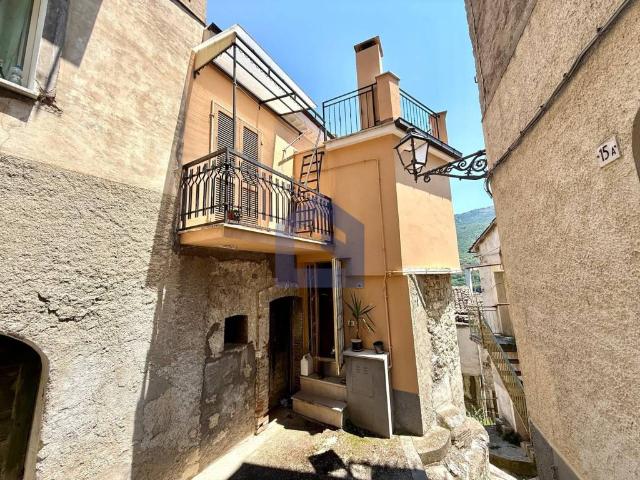 Villa Indipendente in vendita a Villa Santa Maria, Abruzzo