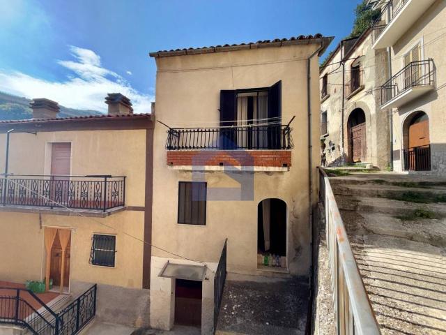 Villa Indipendente in vendita a Villa Santa Maria, Chieti