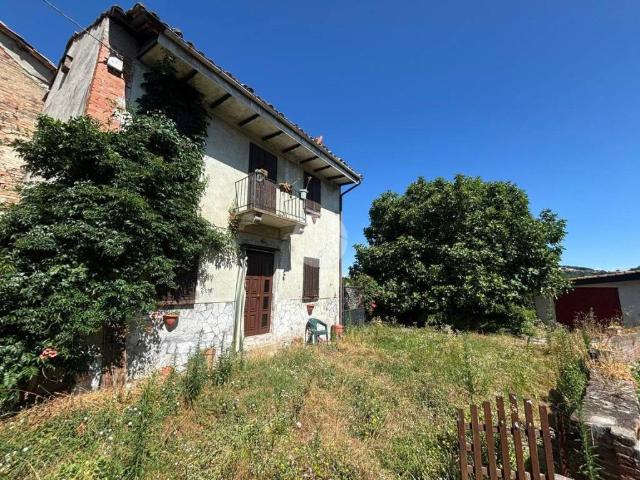 Villa Indipendente in vendita a Piemonte, Alessandria