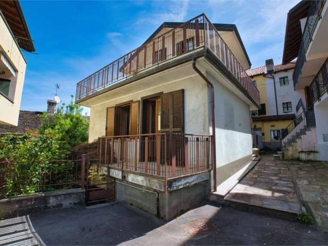 Villa Indipendente in vendita a Bannio Anzino, Piemonte
