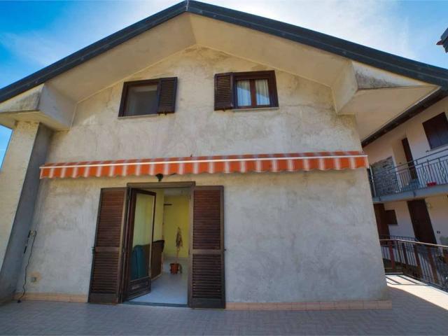 Villa Indipendente in vendita a Bannio Anzino, Piemonte