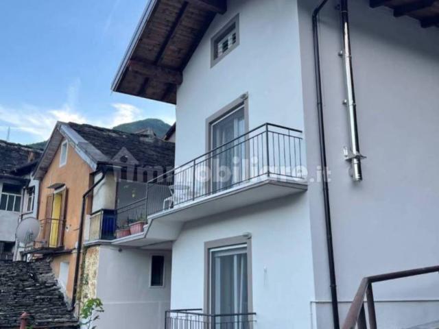 Villa Indipendente in vendita a Bannio Anzino, Piemonte