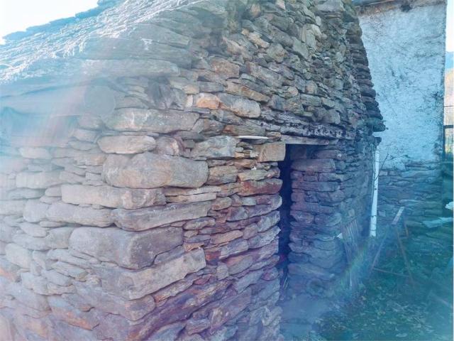 Villa Indipendente in vendita a Bannio Anzino, Piemonte