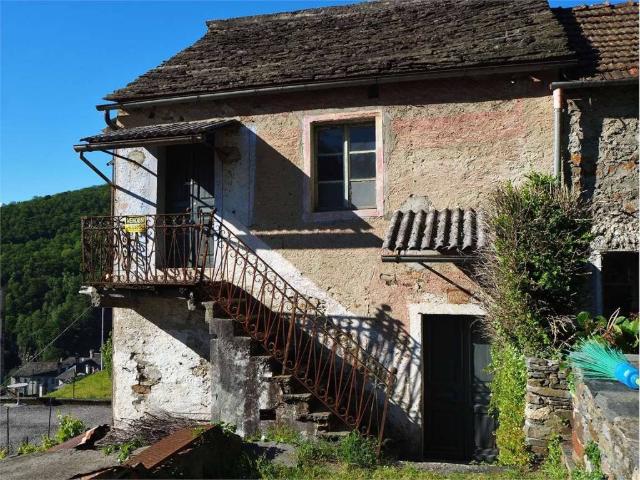 Villa Indipendente in vendita a Bannio Anzino, Piemonte