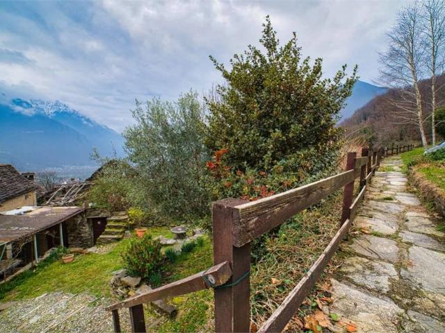 Villa Indipendente in vendita a Bannio Anzino, Piemonte