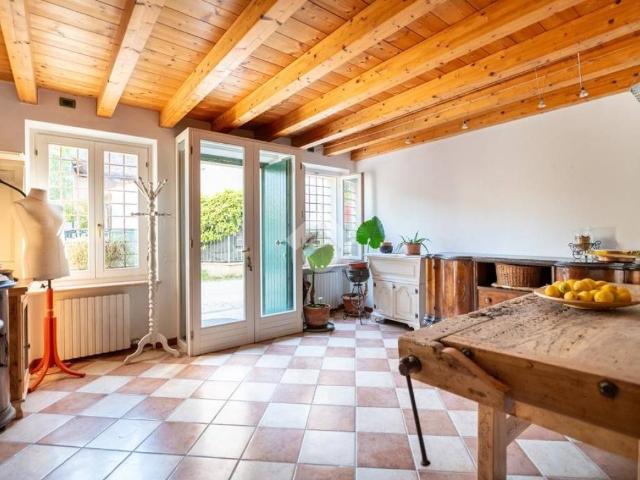 Villa Indipendente in vendita a Villafranca Di Verona, Veneto