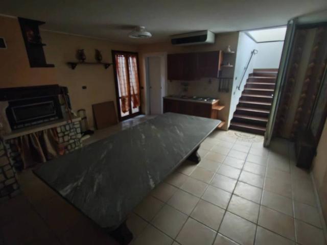 Villa Indipendente in vendita a Ognissanti, Villafranca Di Verona