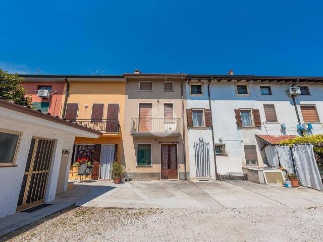 Villa Indipendente in vendita a Località Ca' Franchini, Villafranca Di Verona