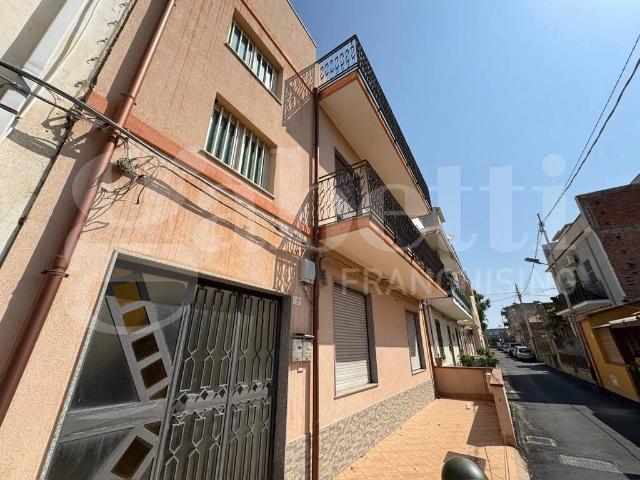 Villa Indipendente in vendita a Divieto, Villafranca Tirrena