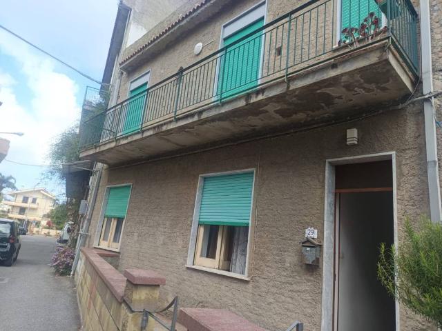Villa Indipendente in vendita a Villafranca Tirrena, Sicilia