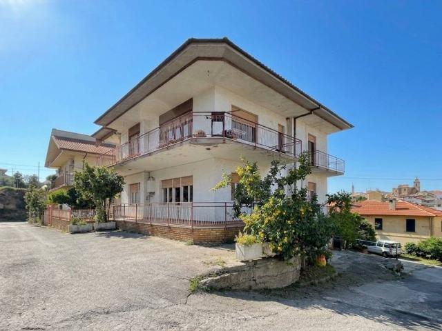 Villa Indipendente in vendita a Villamagna, Abruzzo