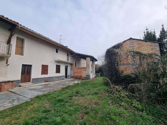 Villa Indipendente in vendita a Piemonte, Alessandria