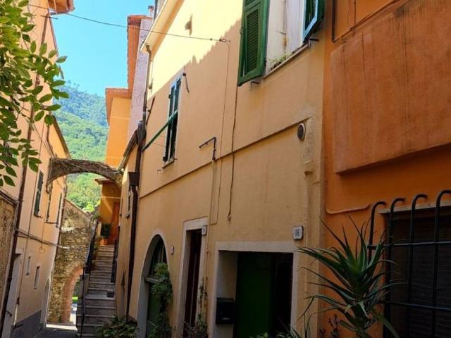 Villa Indipendente in vendita a Villanova D'albenga, Liguria