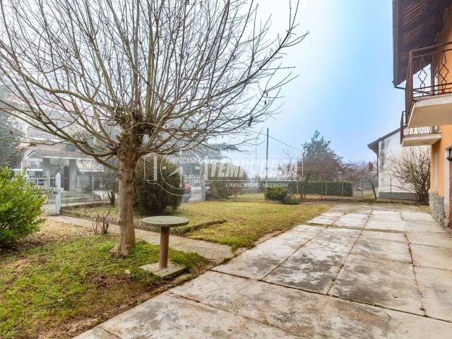 Villa Indipendente in vendita a Piemonte, Asti