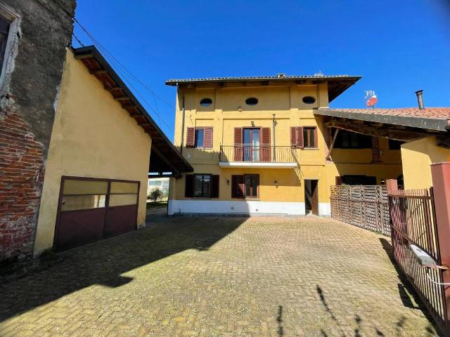 Villa Indipendente in vendita a Piemonte, Asti