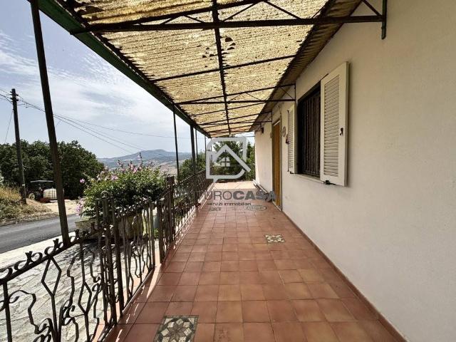 Villa Indipendente in vendita a Villanova del Battista, Avellino