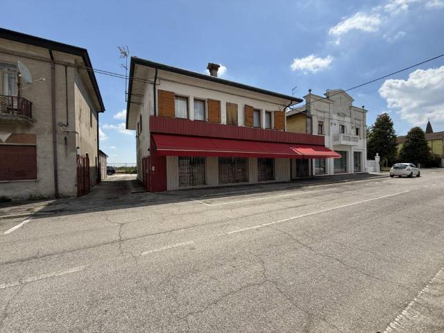 Villa Indipendente in vendita a Villanova Marchesana, Veneto