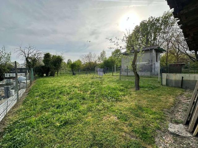 Villa Indipendente in vendita a Villanova Sull'arda, Reggio Emilia