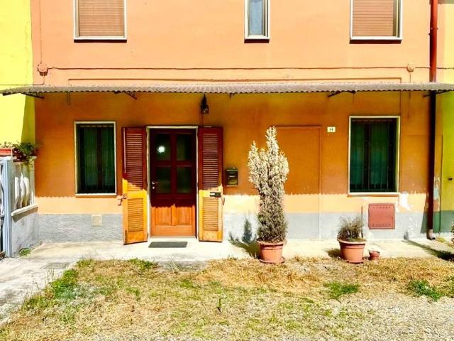 Villa Indipendente in vendita a Villanterio, Lombardia