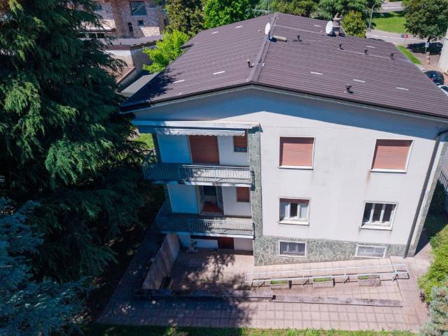 Villa Indipendente in vendita a San Fiorano, Villasanta