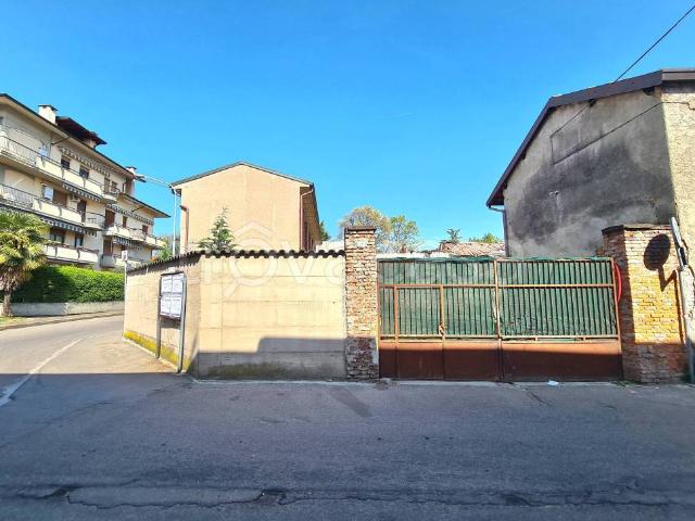 Villa Indipendente in vendita a Parabiago, Lombardia